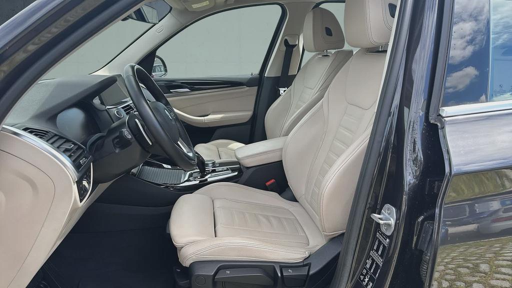 BMW X3 xdrive20d mhev 48V auto
