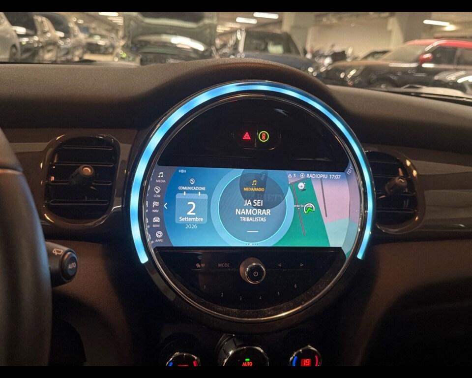 Mini Cooper 1.5 TwinPower Turbo Cooper Business DCT