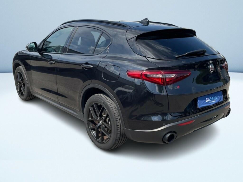 Alfa Romeo Stelvio 2.2 t Business Q4 210cv auto my19