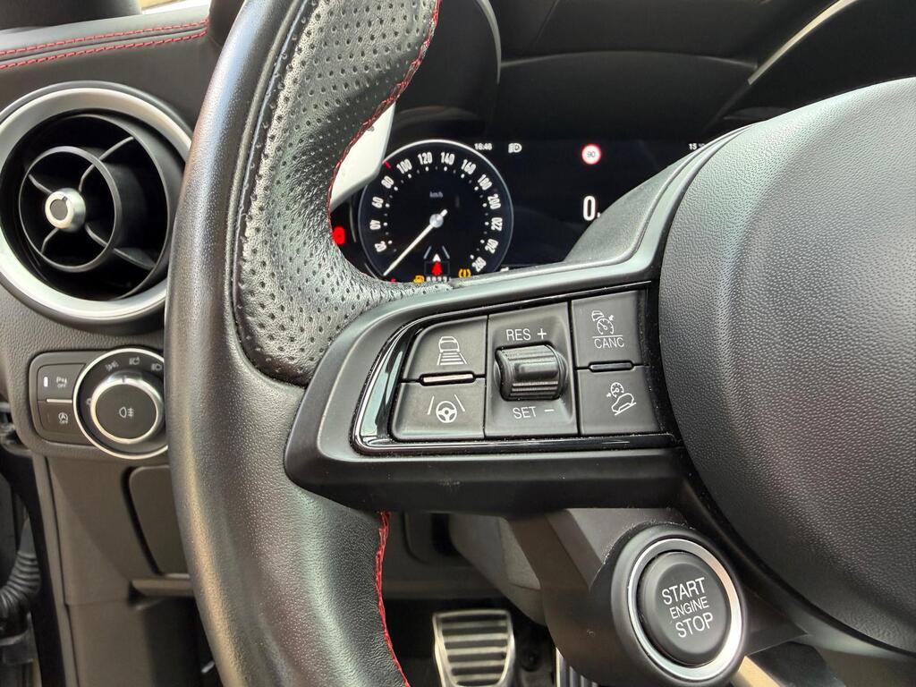 Alfa Romeo Stelvio 2.2 t Competizione Q4 210cv auto