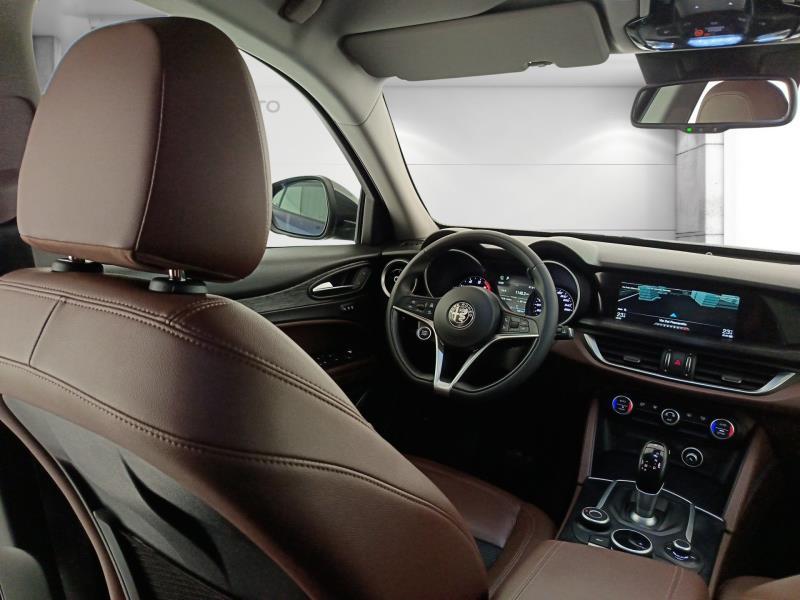 Alfa Romeo Stelvio 2.0 t Executive Q4 200cv auto my19