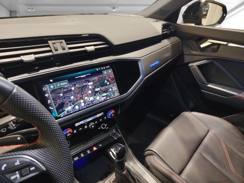 Audi Q3 Sportback 40 2.0 tdi Identity Black quattro 193cv s-tronic