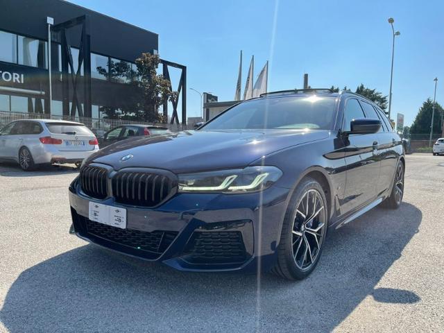 BMW Serie 5 520d Touring mhev 48V xdrive Msport auto