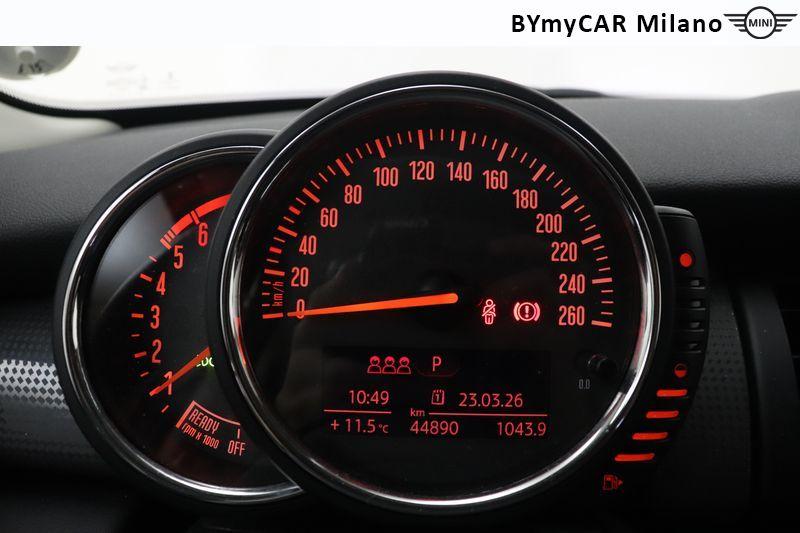 Mini Cooper D 1.5 D Cooper D Business Auto