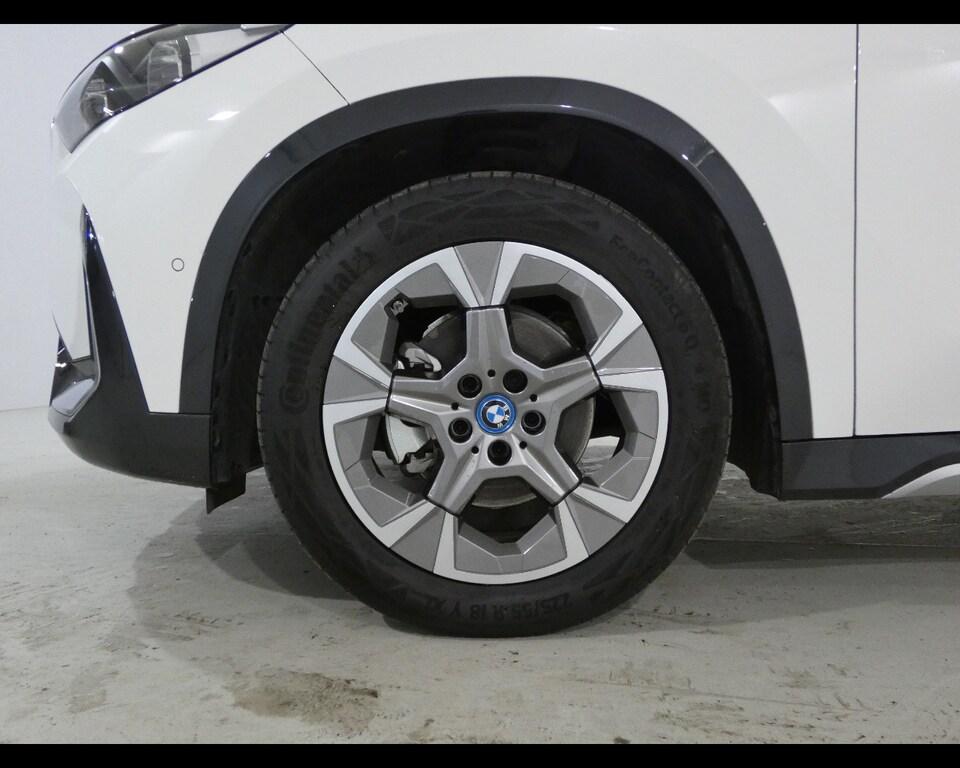 BMW iX1 edrive 20 X-Line