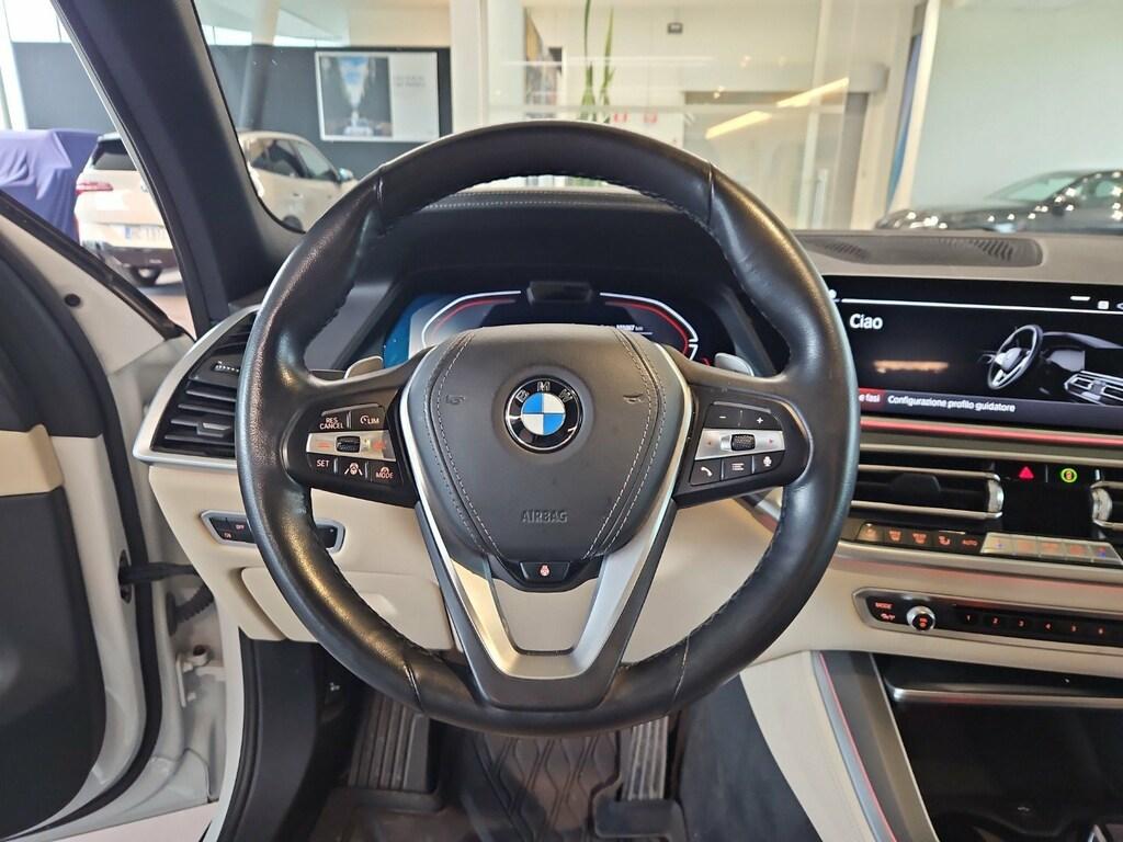BMW X5 xdrive30d mhev 48V xLine auto