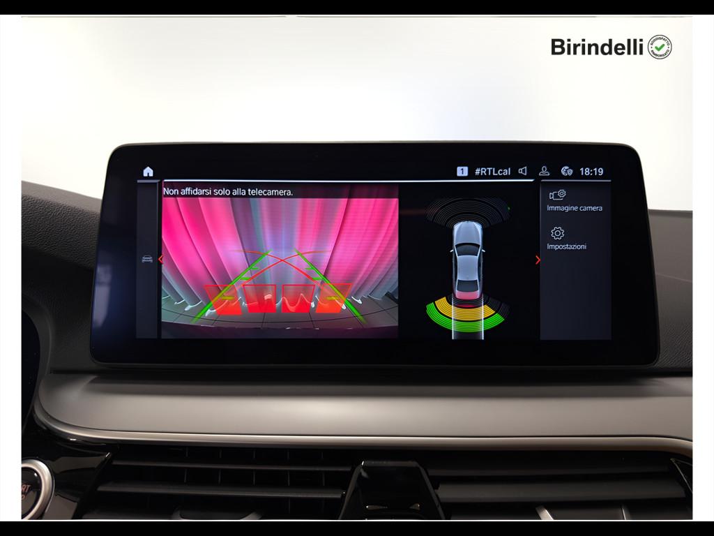 BMW Serie 5 520d mhev 48V xdrive Business auto