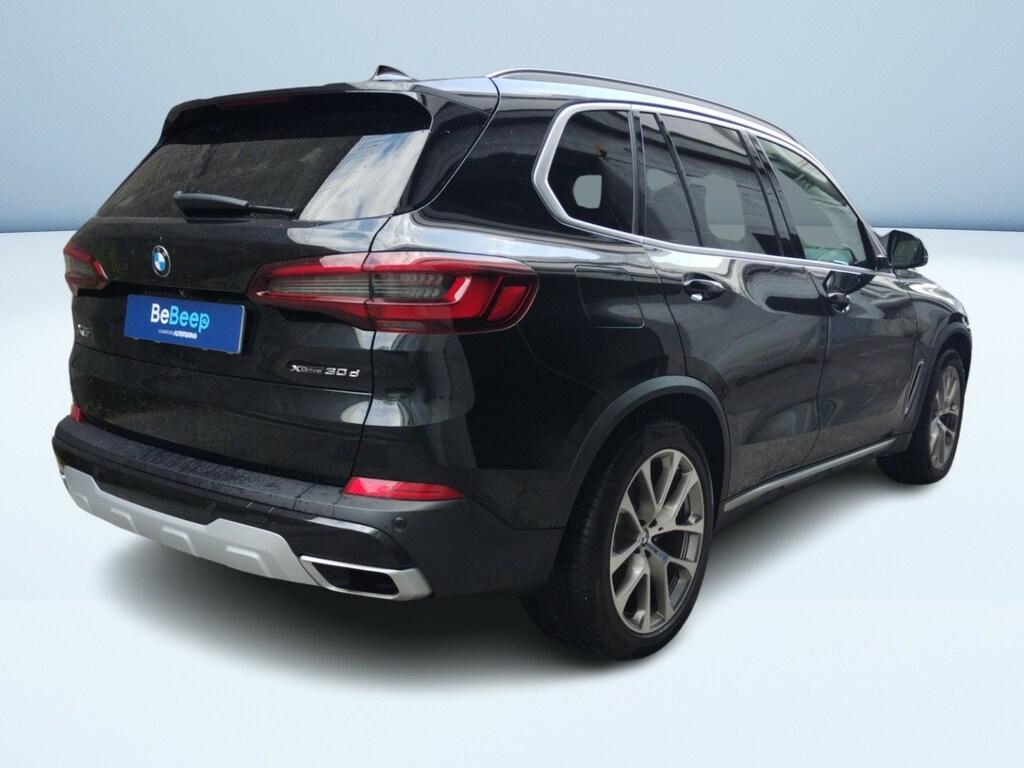 BMW X5 xdrive30d mhev 48V xLine auto