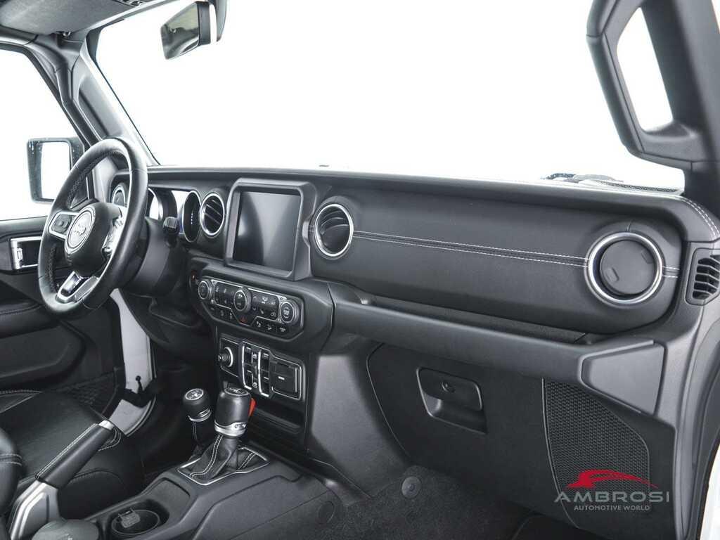 Jeep Wrangler Unlimited 2.2 mjt II Sahara auto