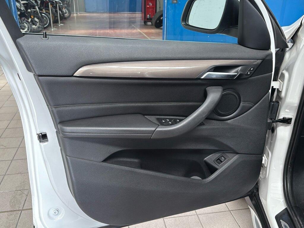 BMW X1 sdrive18d xLine auto my18