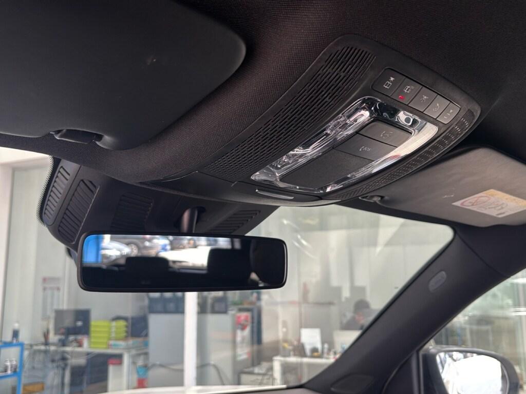 Mercedes GLB 180 d Premium auto