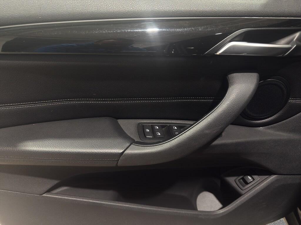 BMW X1 sdrive18d xLine auto my18