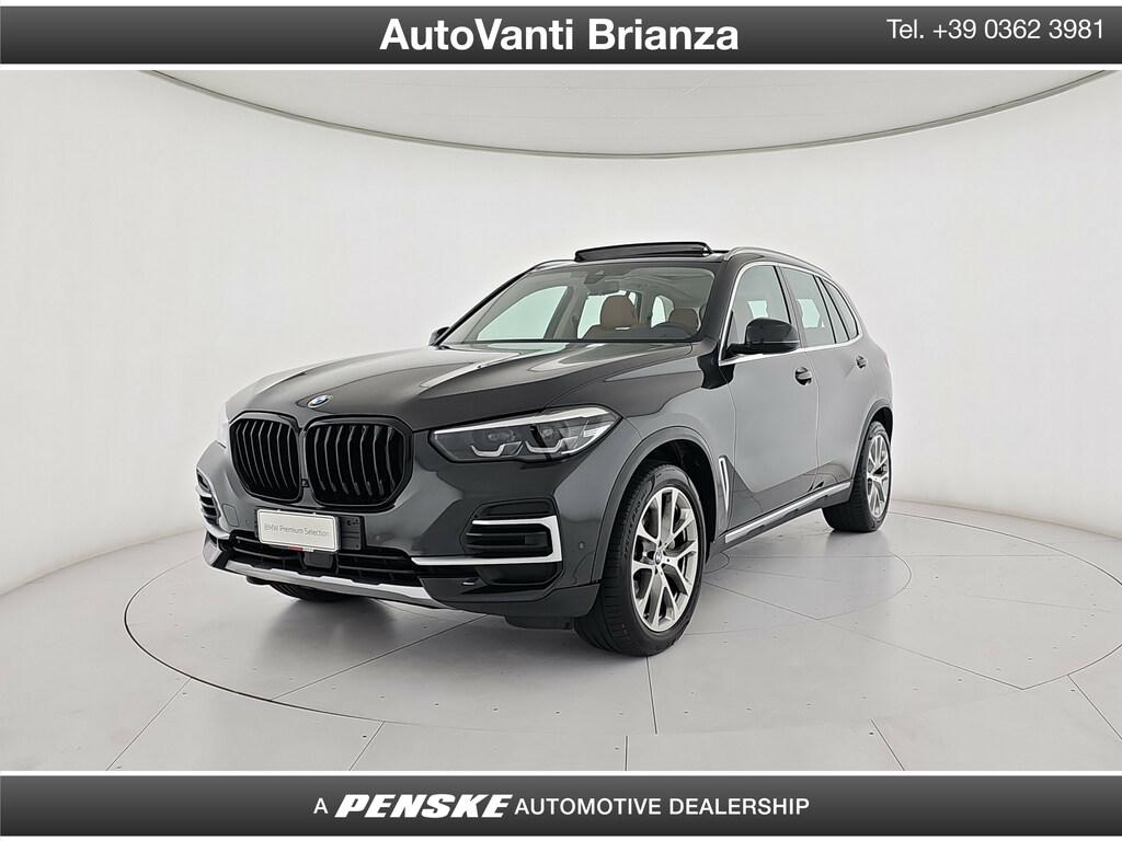 BMW X5 xdrive30d mhev 48V xLine auto