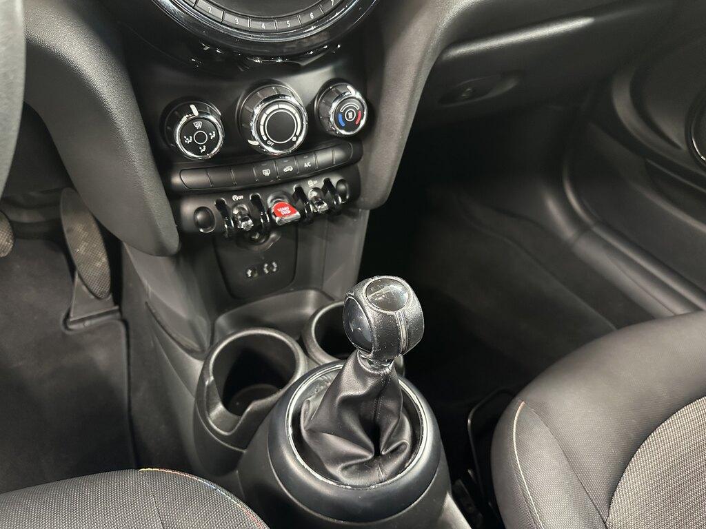 Mini Cooper D Cabrio 1.5 Cooper D