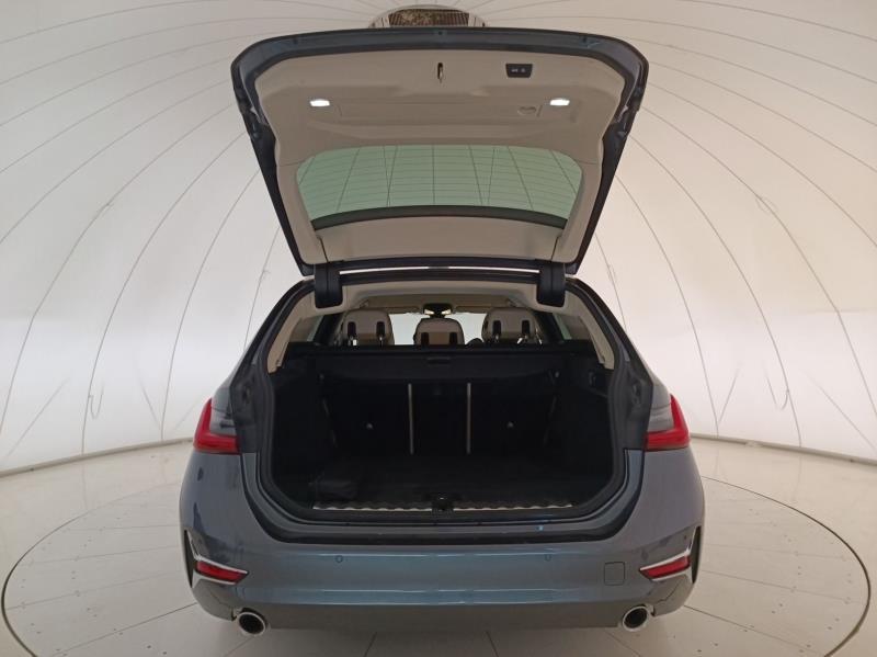 BMW Serie 3 320d Touring mhev 48V Luxury auto