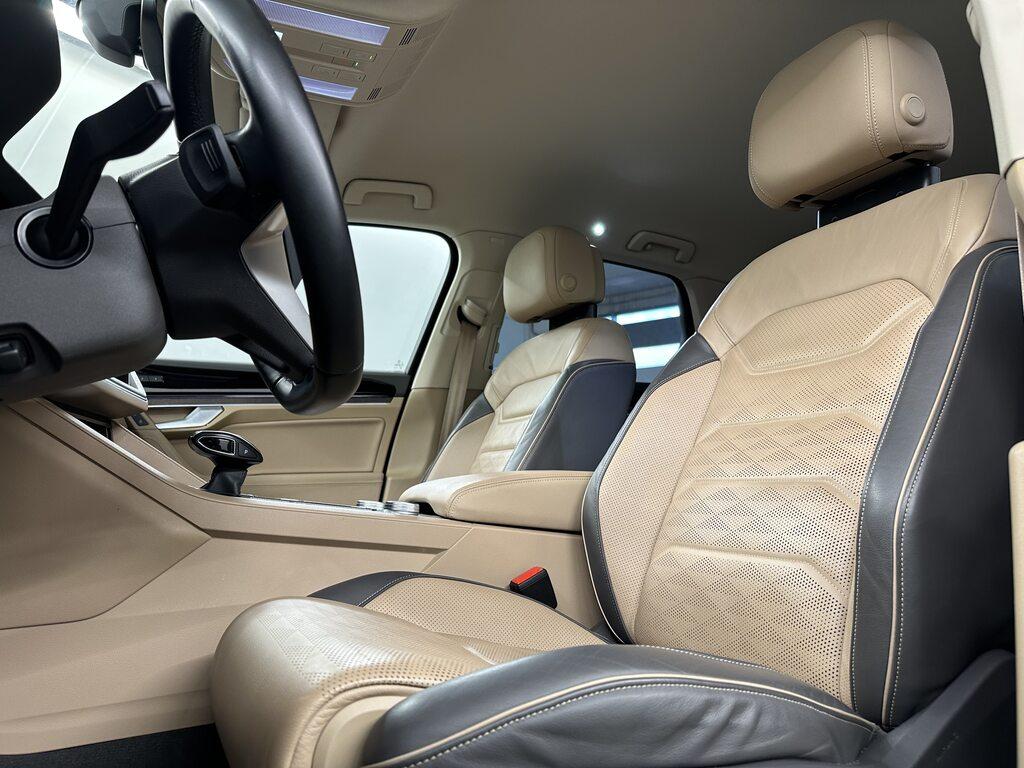 Volkswagen Touareg 3.0 V6 tdi Atmosphere 231cv tiptronic