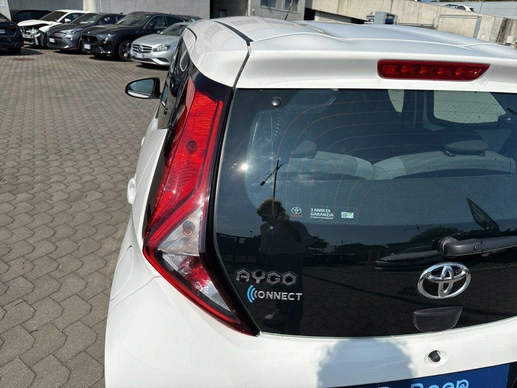 Toyota Aygo 5p 1.0 x-play 72cv