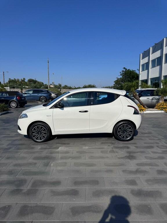 Lancia Ypsilon 1.0 hybrid Silver s&s 70cv