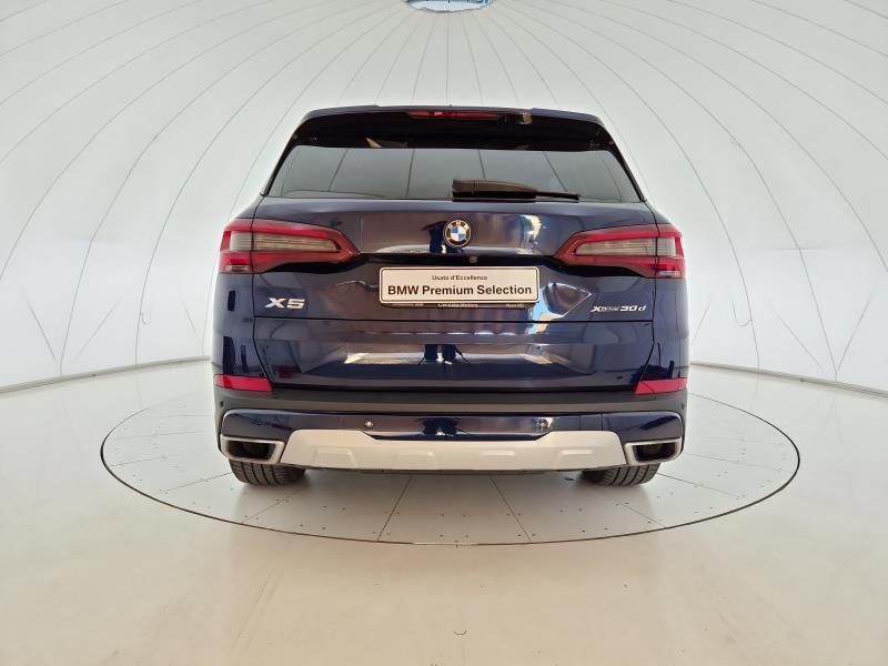 BMW X5 xdrive30d mhev 48V xLine auto