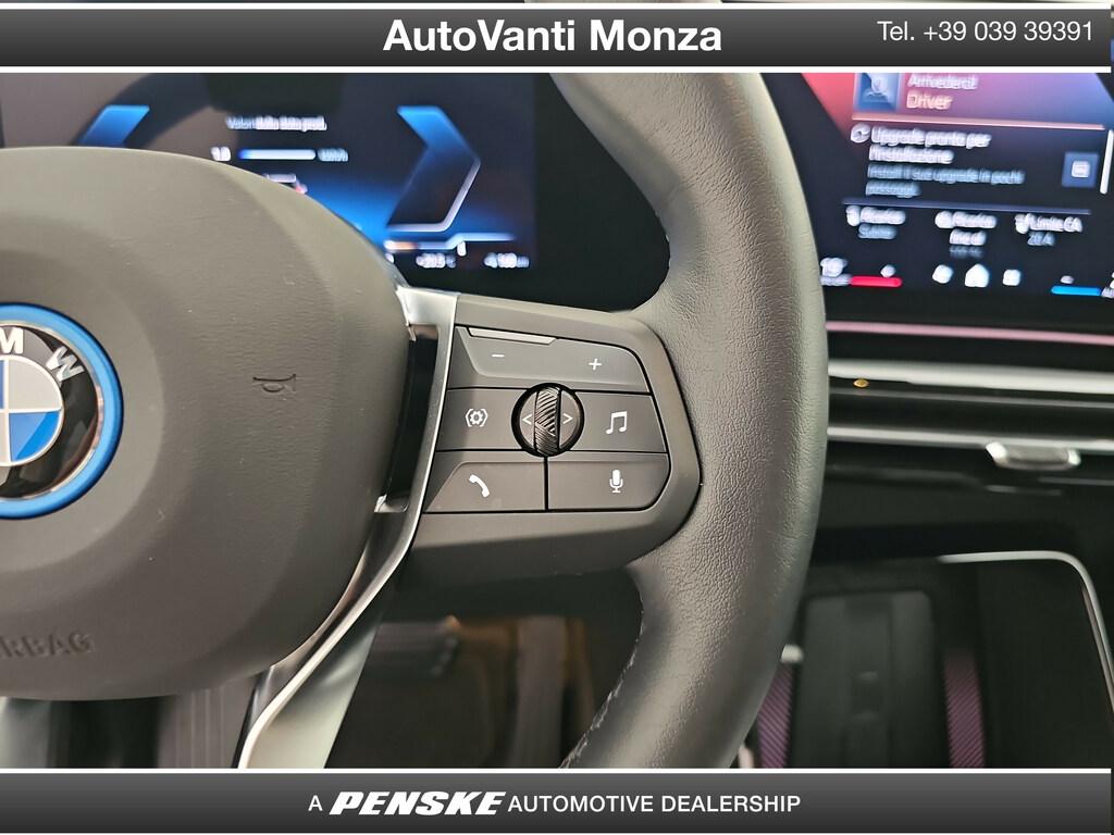 BMW iX1 edrive 20 X-Line