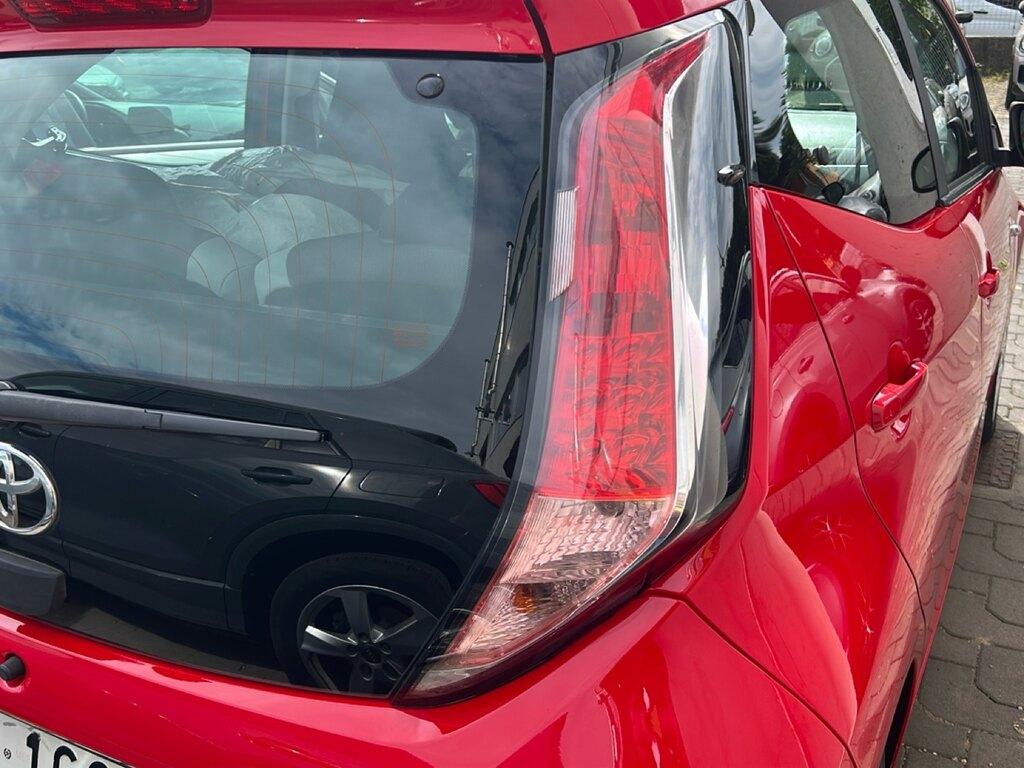 Toyota Aygo 1.0 x-play 5p my15