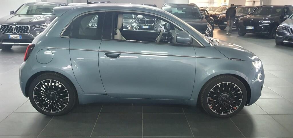 Fiat 500 e 3+1 La Prima