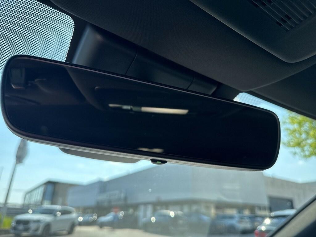 Lexus UX 250h Midnight 2wd cvt