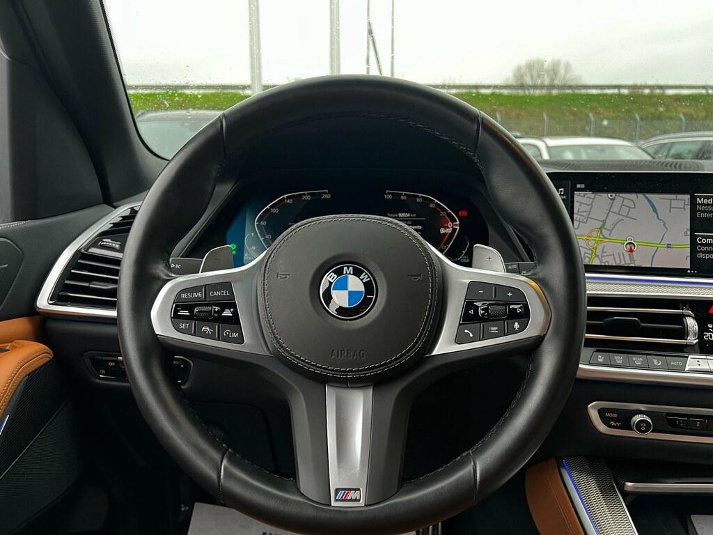 BMW X5 xdrive40d mhev 48V Msport auto