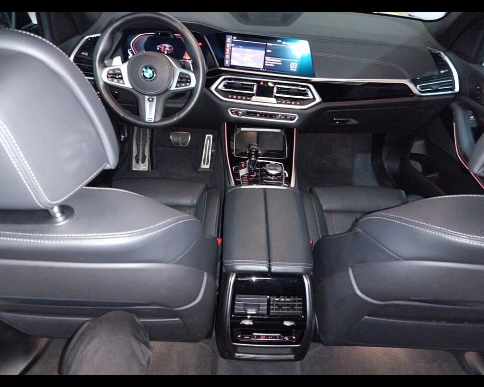 BMW X5 xdrive40d mhev 48V Msport auto