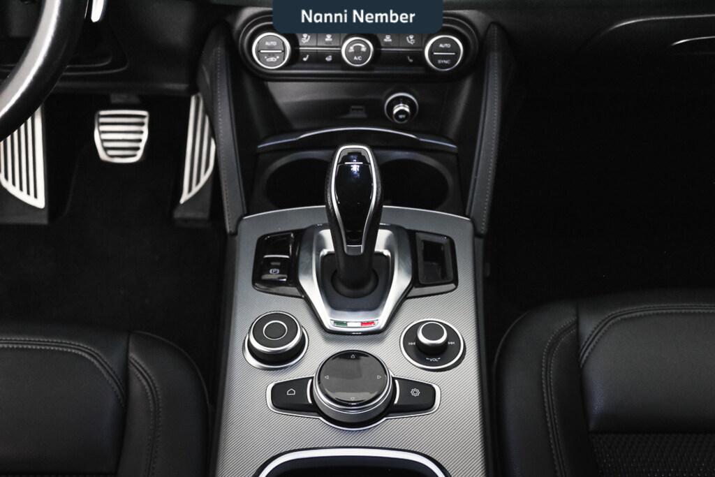 Alfa Romeo Stelvio 2.2 t Sprint rwd 190cv auto