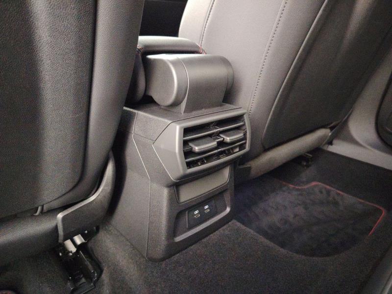 Audi A3 Sedan 35 2.0 tdi S line edition s-tronic