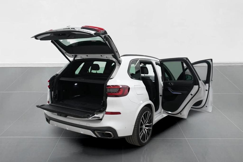 BMW X5 M X5 M50d auto
