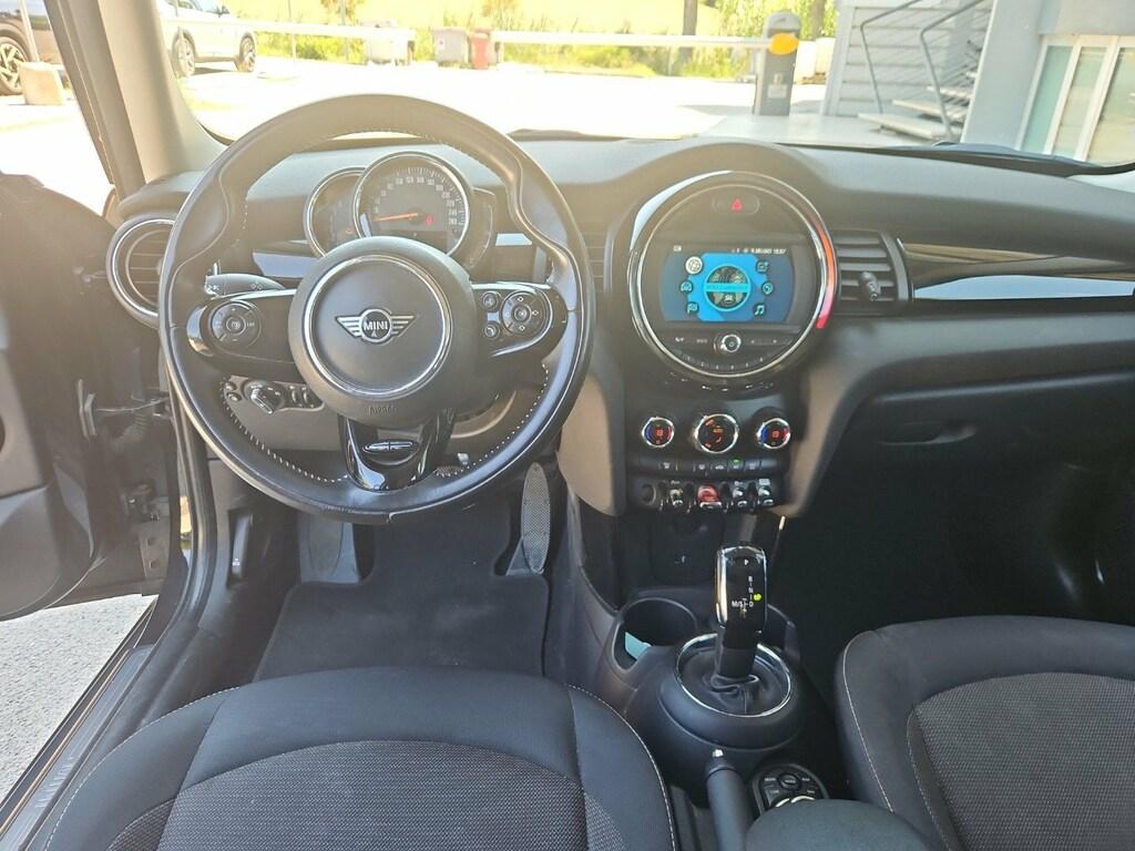 Mini Cooper 1.5 TwinPower Turbo Cooper Business DCT