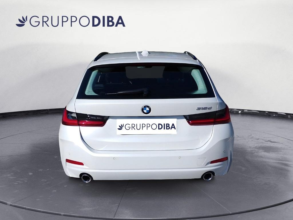 BMW Serie 3 318d Touring mhev 48V auto