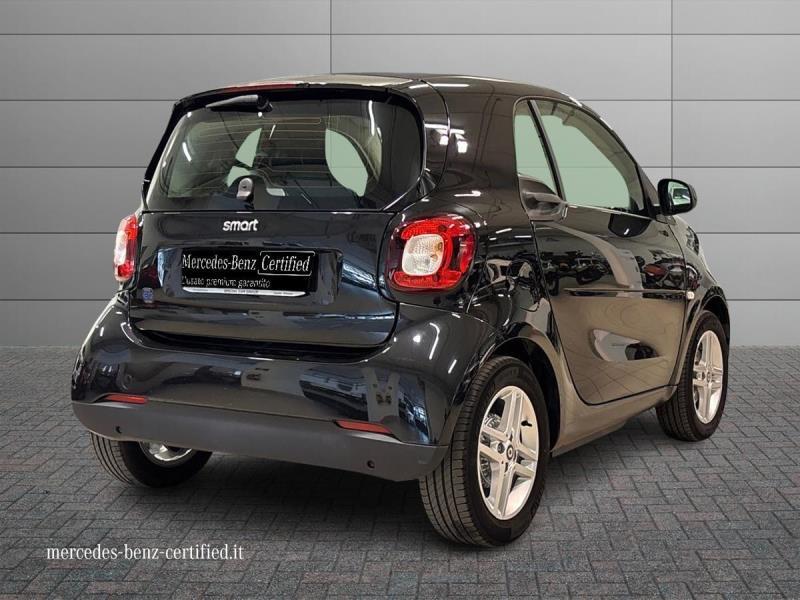 Smart fortwo eq Pure 22kW