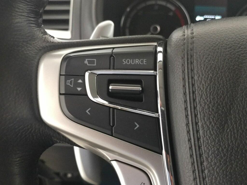 Mitsubishi L200 d.cab 2.3d Intense 4wd 150cv auto