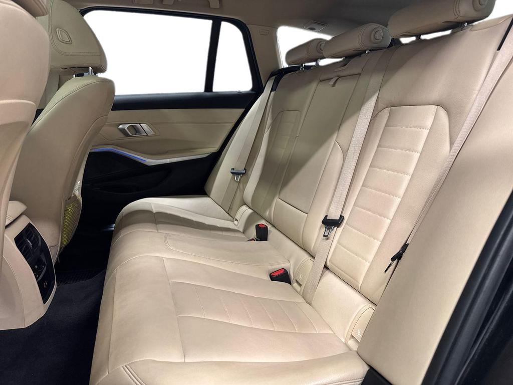 BMW Serie 3 320d Touring mhev 48V xdrive Luxury auto
