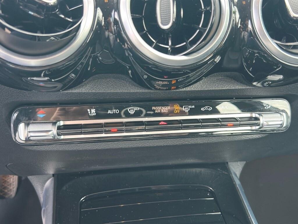 Mercedes GLB 180 d Progressive Advanced auto