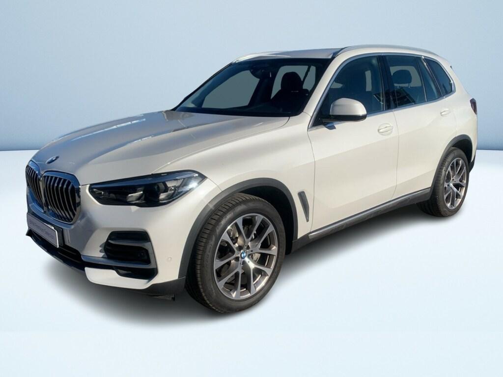 BMW X5 xdrive30d mhev 48V xLine auto