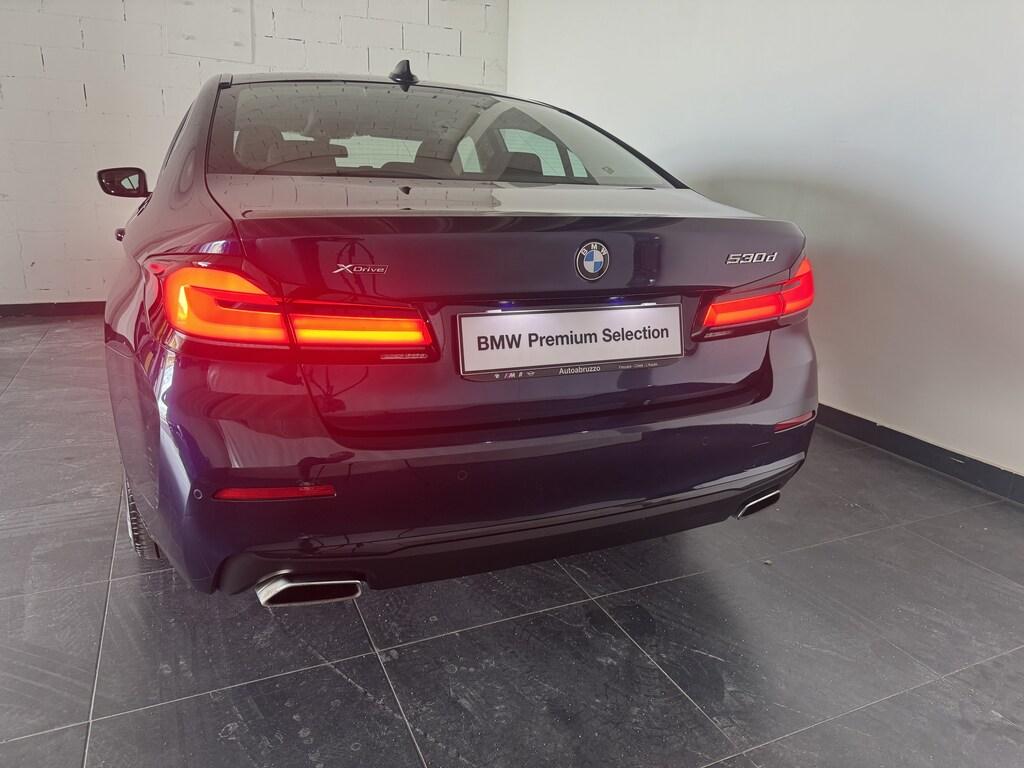 BMW Serie 5 530d mhev 48V xdrive Business auto