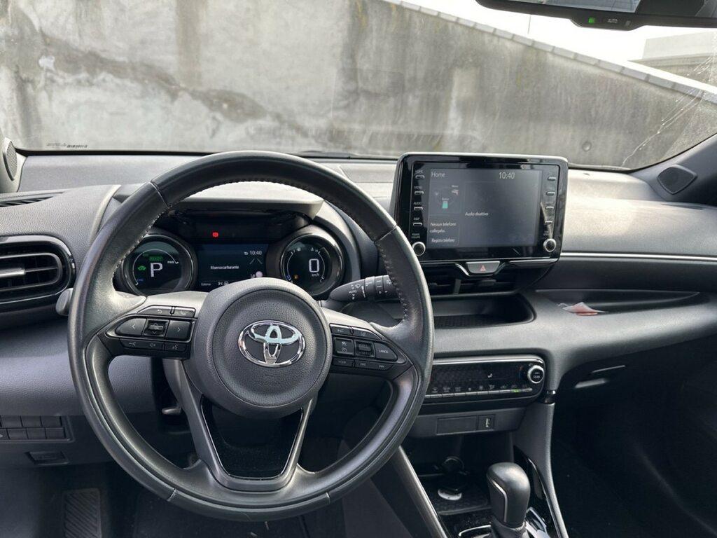 Toyota Yaris 1.5 hybrid Lounge