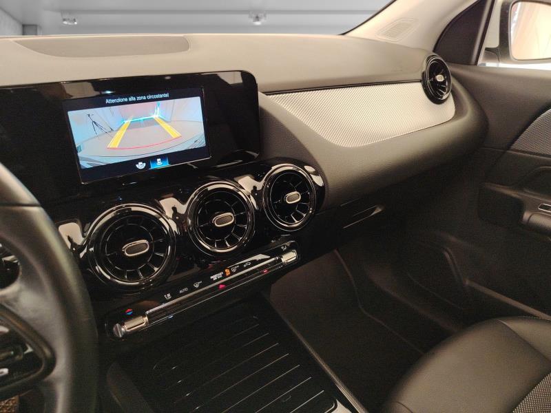 Mercedes GLA 180 d Business auto