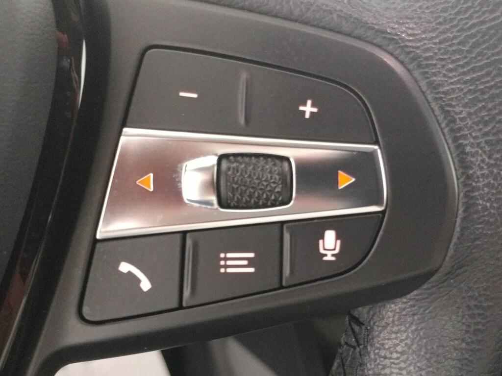 BMW Serie 1 120d Advantage xdrive auto