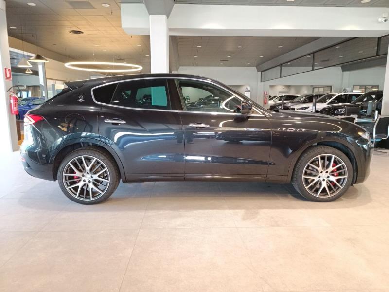 Maserati Levante 3.0 V6 430cv auto