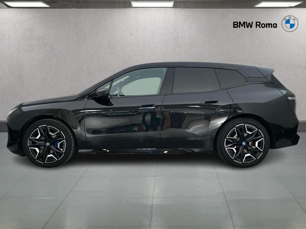 BMW iX xdrive50 pacchetto sportivo