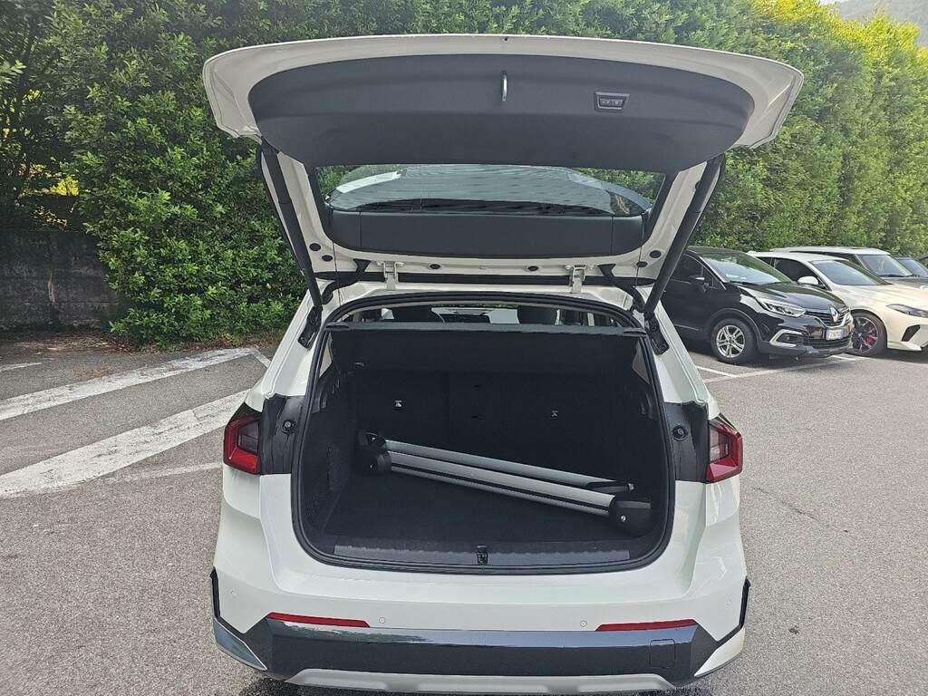 BMW X1 sdrive20i mhev 48V X-Line auto