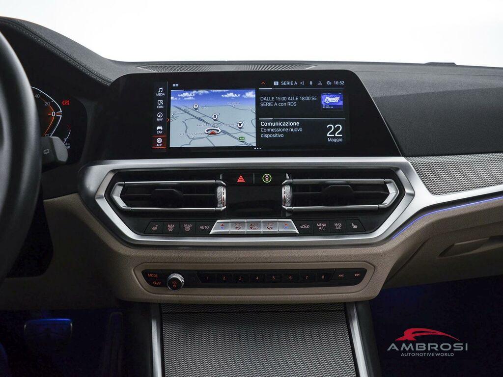 BMW Serie 3 320d Touring mhev 48V xdrive Msport auto