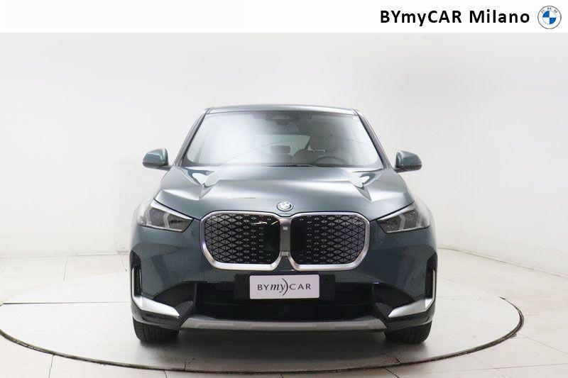 BMW iX1 edrive 20 X-Line
