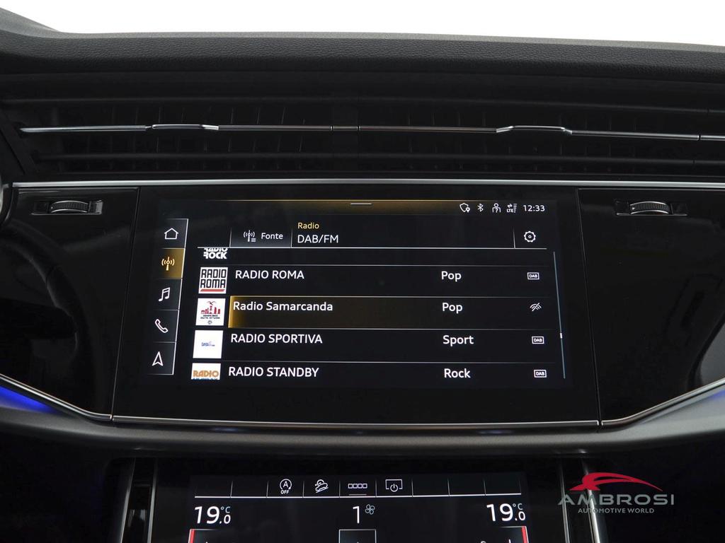 Audi Q7 45 3.0 tdi mhev Business quattro tiptronic