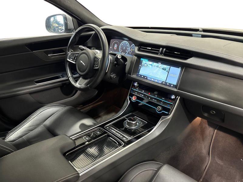 Jaguar XF 2.0d i4 Prestige awd 180cv auto my20